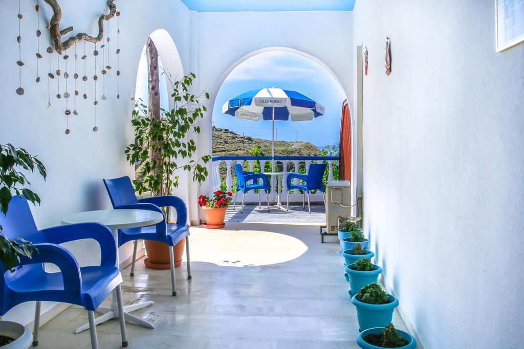 Villa George Баци Екстериор снимка