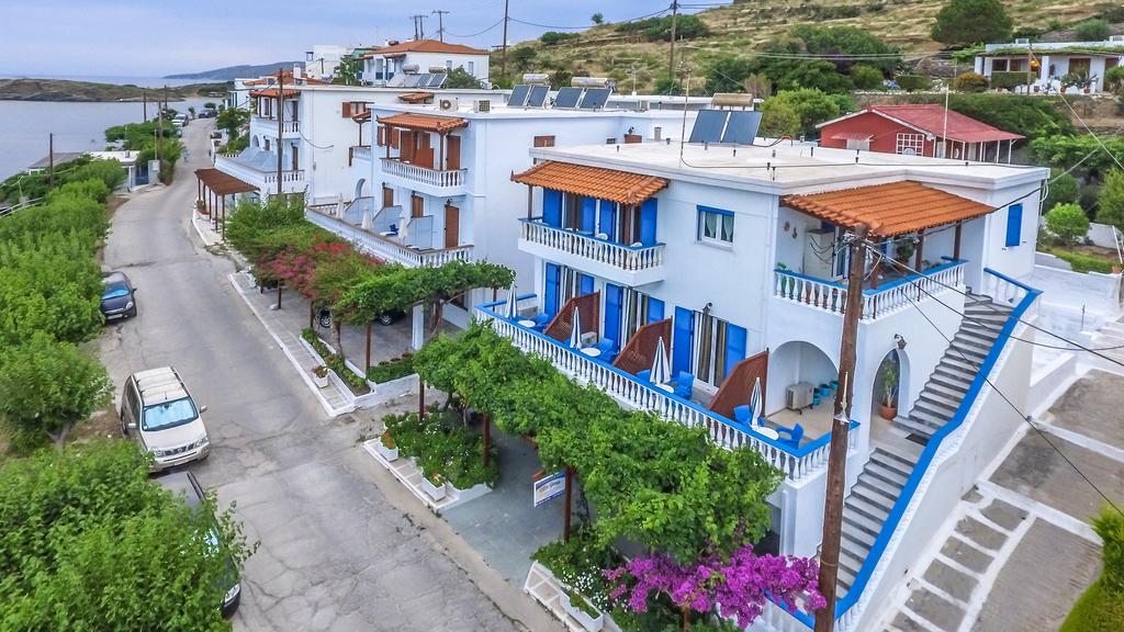 Villa George Баци Екстериор снимка